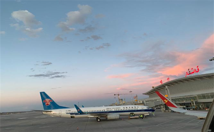 空运库尔勒机场